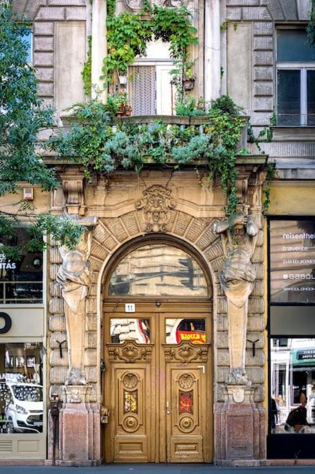 Astoria Apartment Budapest Exteriör bild
